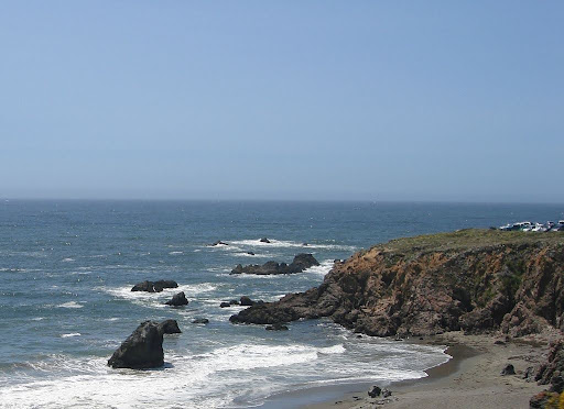 Image of Bodega Bay, CA from Wikimedia