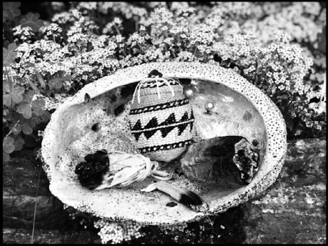 Photo and Basket created by Maggie Peters © Maggie Peters (Karuk/Yurok)