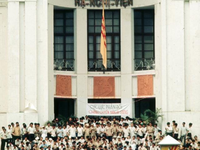 Protest at National Assembly Opera house