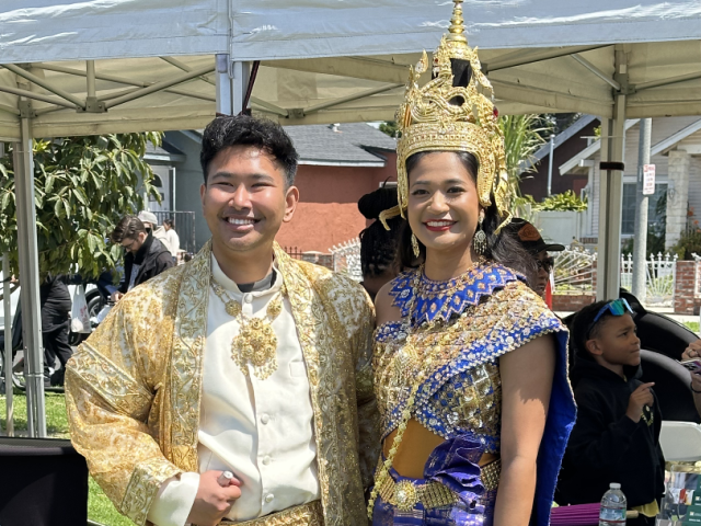 two women dressing like tradition for cambodia